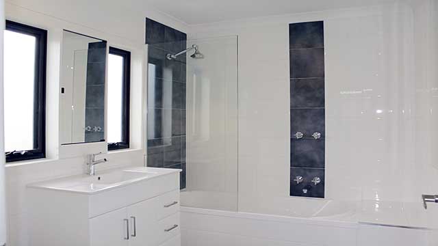 ALLURE™ - Frameless Shower Screen Panel - Over Bath tub - Highton - Supplied & Installed by - geelongsplashbacks.com.au